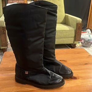 Etienne Aigner Black alpine storm boot size 8